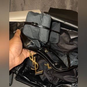 Heels Yves saint Laurent, 9us/40, Color black, wear only once!